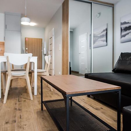 Shipyard Gdansk Apartment - Free Private Parking Exterior photo