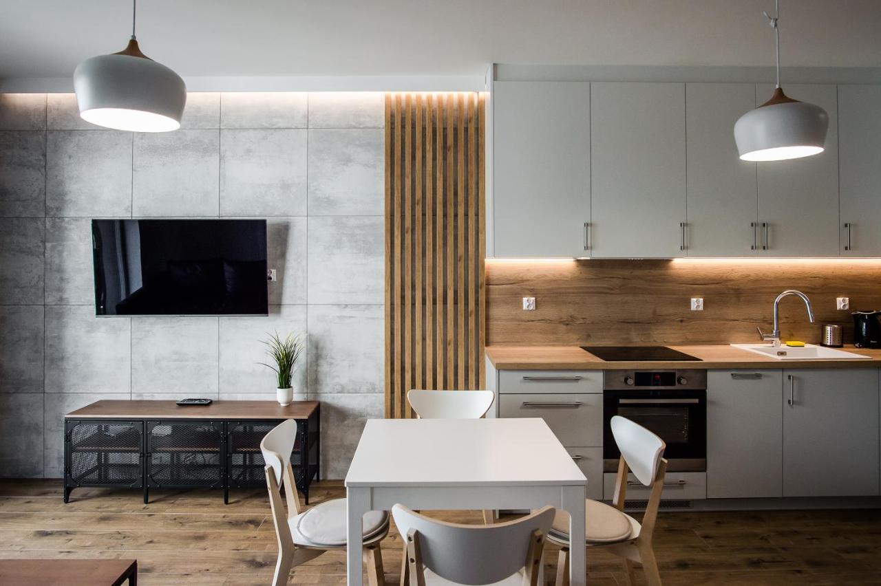 Shipyard Gdansk Apartment - Free Private Parking Exterior photo
