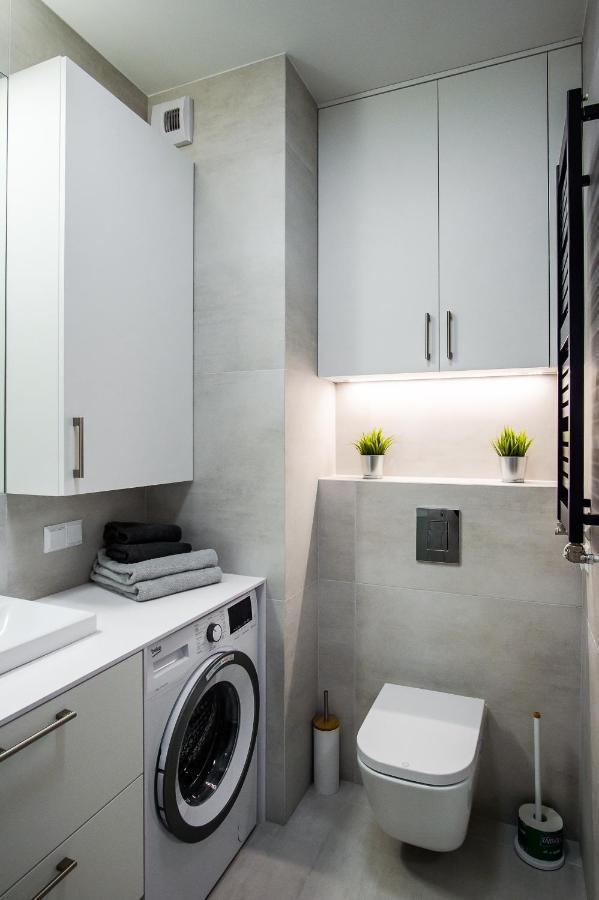 Shipyard Gdansk Apartment - Free Private Parking Exterior photo