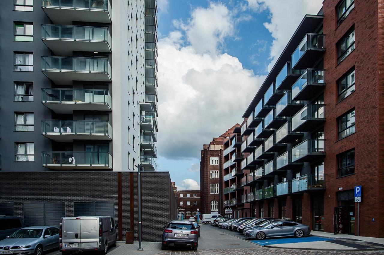 Shipyard Gdansk Apartment - Free Private Parking Exterior photo