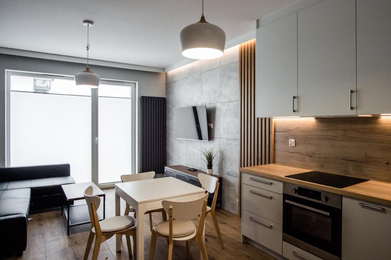Shipyard Gdansk Apartment - Free Private Parking Exterior photo