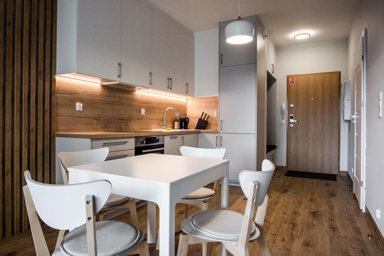 Shipyard Gdansk Apartment - Free Private Parking Exterior photo